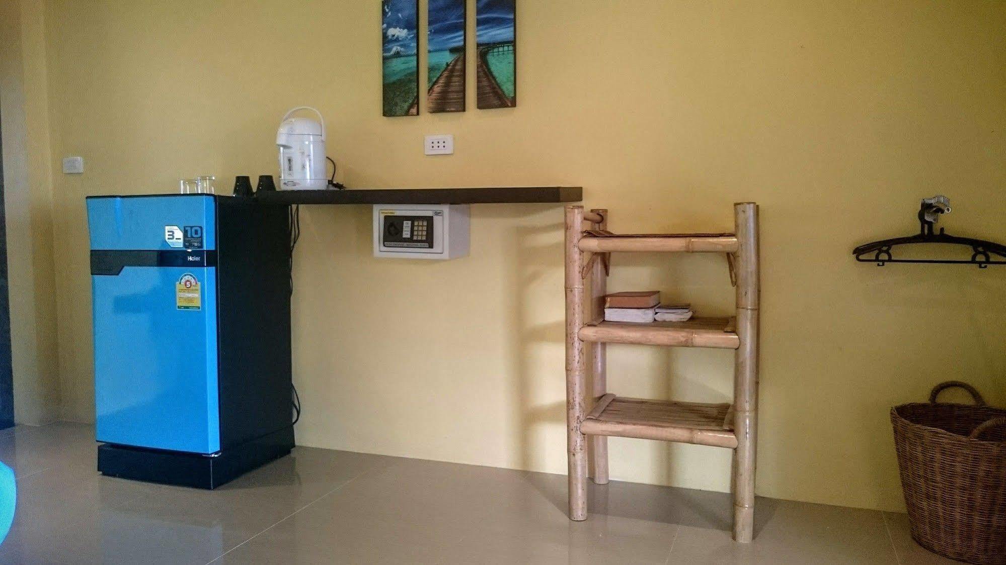 Papillon Bungalows Baan Tai Esterno foto